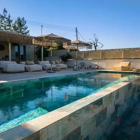 The - Modern Tradition - Luxury 2-bedroom Boho Retreat With Private Infinity Pool בית נופש