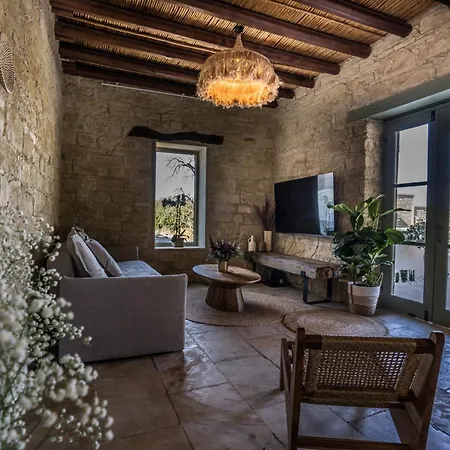 The - Modern Tradition - Luxury 2-bedroom Boho Retreat With Private Infinity Pool