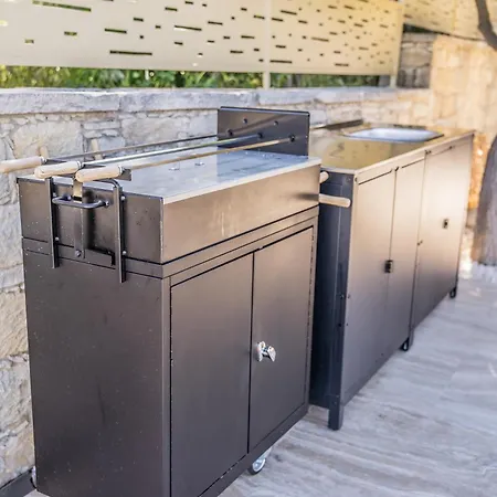 בית נופש The - Modern Tradition - Luxury 2-bedroom Boho Retreat With Private Infinity Pool Dhora