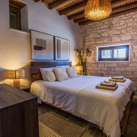 The - Modern Tradition - Luxury 2-bedroom Boho Retreat With Private Infinity Pool