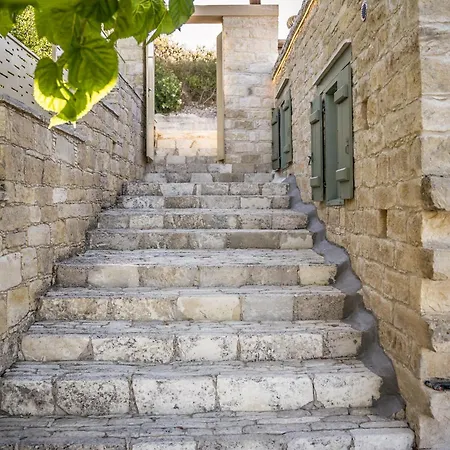 בית נופש The - Modern Tradition - Luxury 2-bedroom Boho Retreat With Private Infinity Pool Dhora